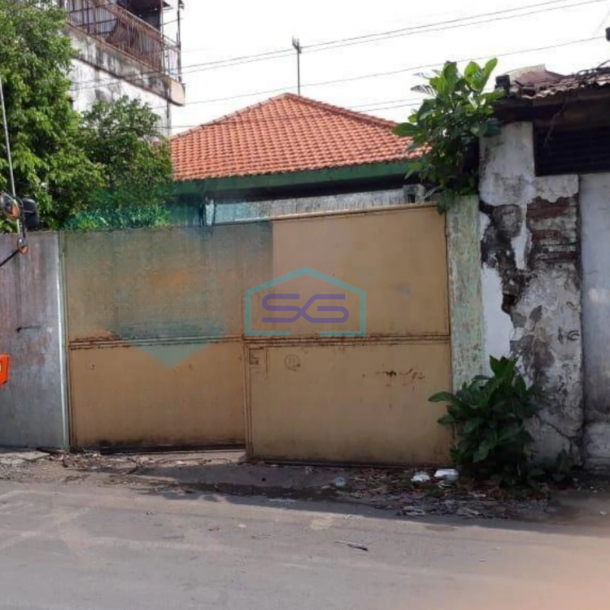 Dijual Cepat Gudang Jalan Pesapen Rajawali Perak Surabaya LT 1350m2-1