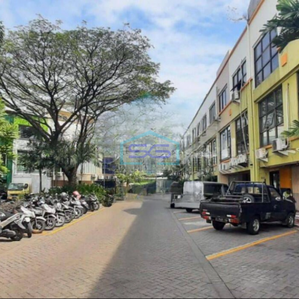Dijual Murah 2 Ruko Gandeng Plaza Segi 8 Darmo Permai Surabaya-3