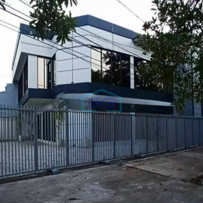 Disewakan Gedung Kantor Hook Nol Jalan Raya Kenjeran Surabaya Ex Bank LB 400m2