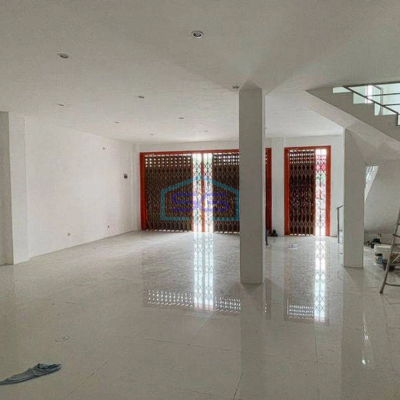 Disewakan Ruko Jalan Pawiyatan Surabaya, Selangkah Dari Jalan Semarang