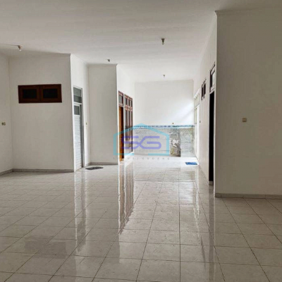 Disewakan Ruko Strategis Jalan Raya Pandugo Surabaya LT 198m2