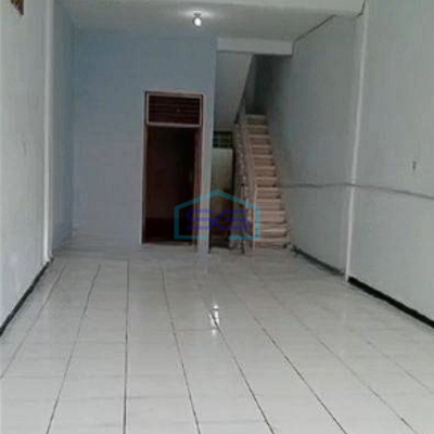 Disewakan Ruko 2 Lantai di Karang Empat Besar Surabaya LB 136m2