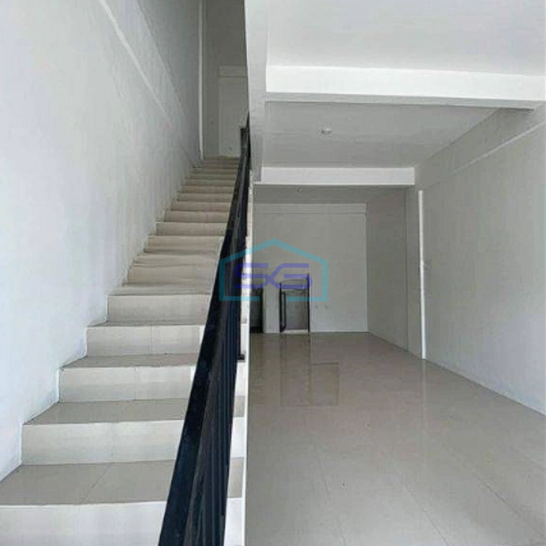 Disewakan Ruko Eastern Park Surabaya LB 145m2-3