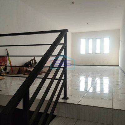 Dijual Ruko 3 Lantai Siap Pakai Cocok Untuk Usaha Kantor Gudang LB 144m2 Gresik-2