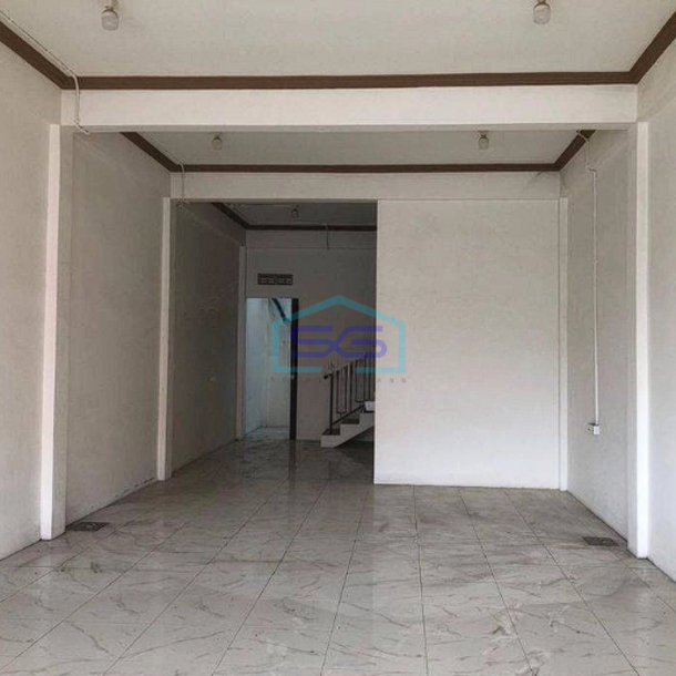 Dijual 2 Ruko Jejer Baru Gres di Tambak Medoyan Ayu Surabaya Luas 200m2-1