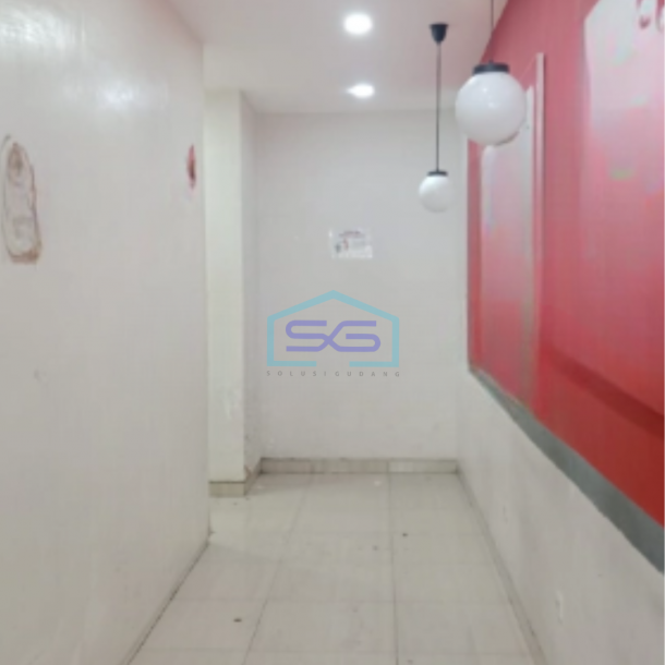 Disewakan Ruko 1 Lantai di Petemon, dekat Pacuan Kuda Sawahan, Pusat Kota Surabaya Luas Bangunan  72 m²-1