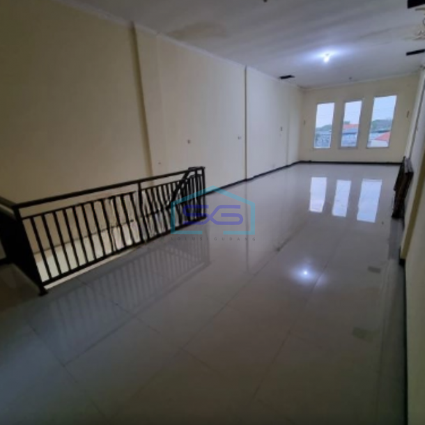 Dijual Ruko Nol Jalan Raya Lontar, dekat Pakuwon Indah Di Wiyung Surabaya Luas Bangunan 205m2-5