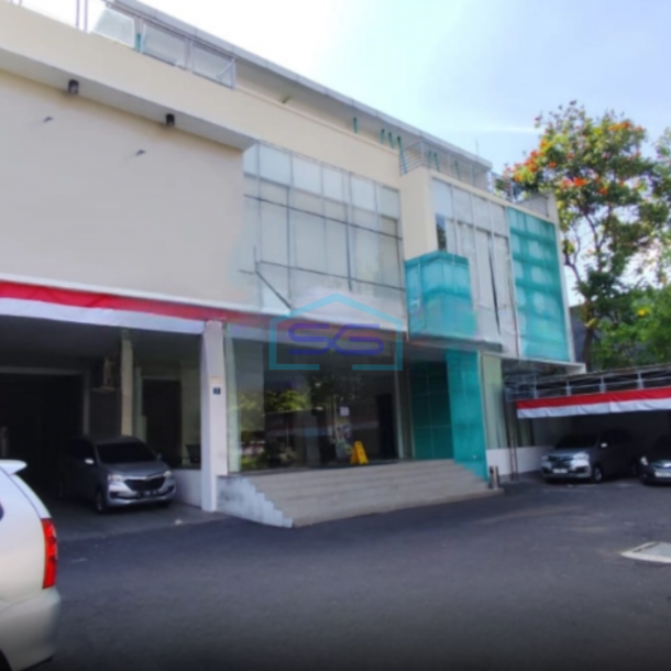 Dijual Kantor Komersil Tengah Kota Surabaya Luas Bangunan  1700 m²-1