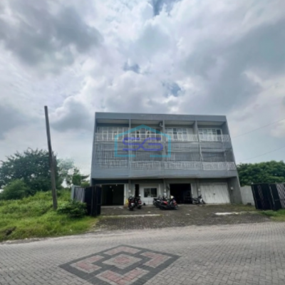 Dijual Ruko 3 Lantai Dian Istana Surabaya Barat Luas Bangunan  250 m²