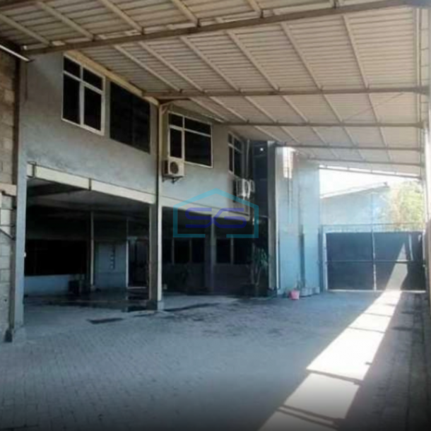 Dijual Gudang Siap Pakai Raya Kletek, Sidoarjo Luas Bangunan  1718 m²-2