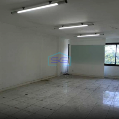 LDisewakan Ruang Usaha per Lantai di Raya Ngagel Jaya Selatan Luas Bangunan  45 m²