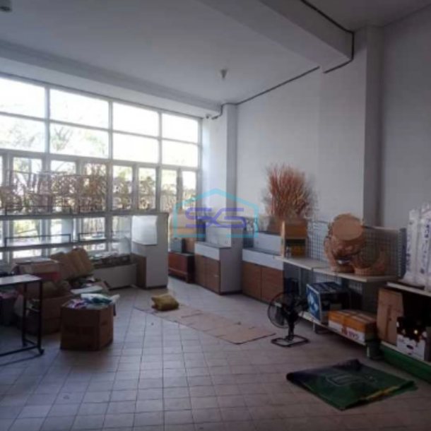 Disewakan Ruko Strategis di Nol Jalan Raya MERR. Surabaya Timur Luas Bangunan 72 m²-3