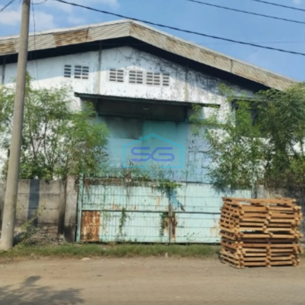 Disewakan Gudang di Komplek Pergudangan Oso Wilangon Indah Surabaya Luas Bangunan  980 m²-1
