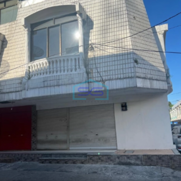 Dijual Ruko Tengah Kota Surabaya di Darmo Park I, Mayjend Sungkono, Surabaya Bara Luas Bangunan  150 m²-1