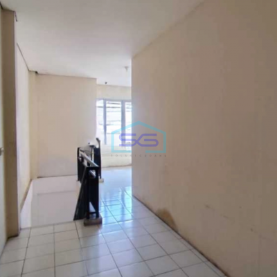 Disewakan Ruko 3 Lantai Luas Bangunan 216 m² Lokasi Rungkut Surabaya