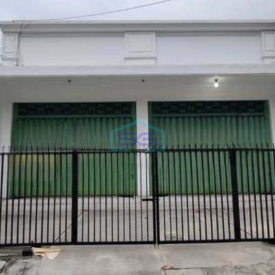 Disewakan Ruko Lokasi Strategis di Rungkut Surabaya Luas Bangunan 180 m²