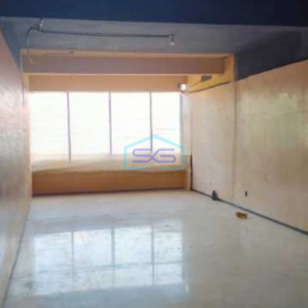 Disewakan Ruko 3 Lantai Luas Bangunan 202 m² Lokasi Surabaya Kota-1