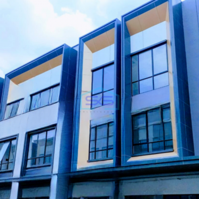 Disewakan Ruko Luas Bangunan 675 m² Lokasi Wiyung Surabaya