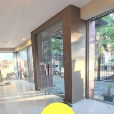 Disewakan Ruang Usaha Luas Bangunan 200 m2 Lokasi Strategis di Surabaya Kota