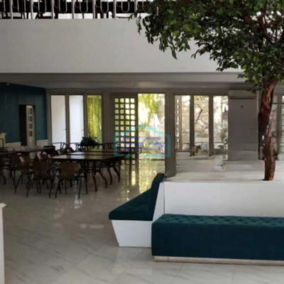 Disewakan Ruang Usaha 2 Lantai Luas Bangunan  800 m² Lokasi Rungkut Surabaya