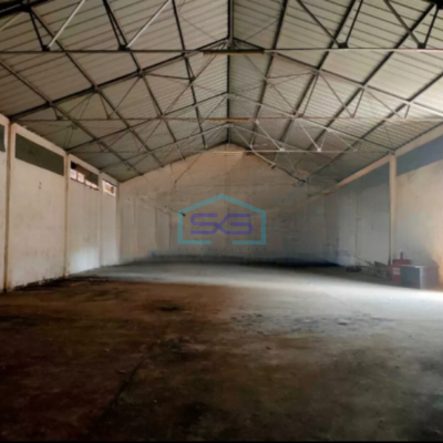 Disewakan Gudang Akses Container 40 Feet Luas Bangunan  574 m² Lokasi Perak Surabaya