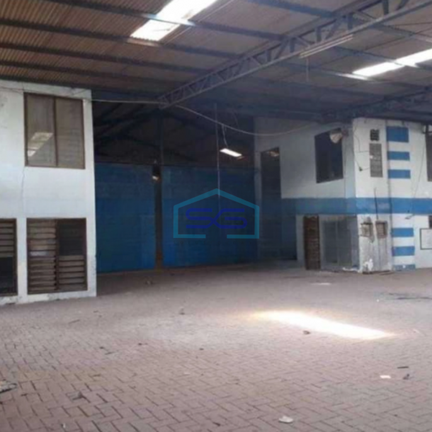 Disewakan Gudang Luas Bangunan  1800 m² Lokasi Margomulyo Surabaya-2