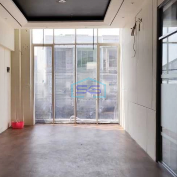 Disewakan Kantor Luas Bangunan  330 m² Lokasi Surabaya Kota-3