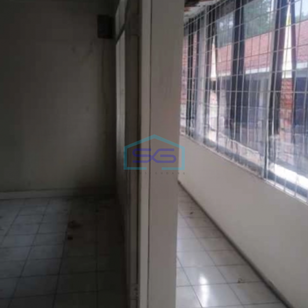 Disewakan Kantor Luas 500 m2 Lokasi Surabaya Kota-1