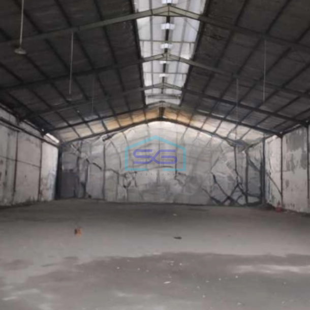 Dijual Gudang Luas Bangunan 980 m² Lokasi Wiyung Surabaya-2
