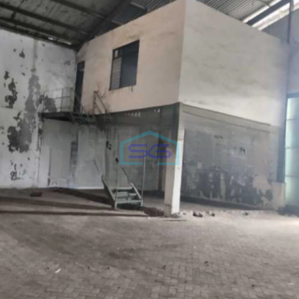 Dijual Gudang Luas Bangunan 980 m² Lokasi Wiyung Surabaya-1