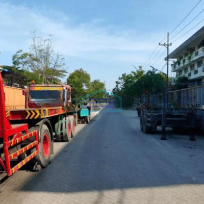 Disewakan Gudang Teluk Kumai Dekat Pelabuhan Perak Parkir Luas Surabaya