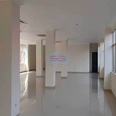 Disewakan Bangunan 4 Lantai Gress Siap Huni di Embong Kali Surabaya