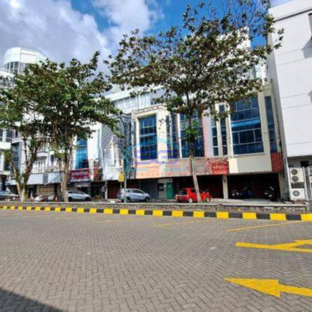 Dijual Ruko Baru Renovasi di Manado, Komplek Bahu Mall sebelah Transmart Malalayang-1