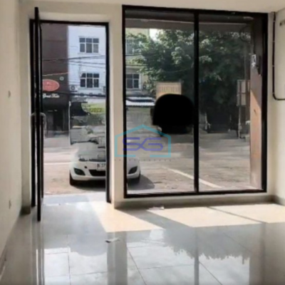 Disewakan Ruko 3 Lantai Lokasi Bebas Banjir di Tebet Jakarta Selatan