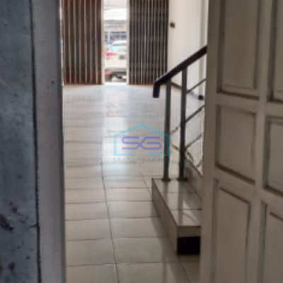 Disewakan Ruko Luas Bangunan  210 m² Lokasi Bebas Banjir di Cibinong Bogor