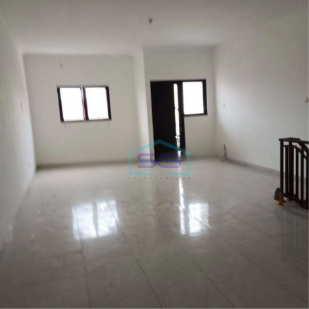 Dijual Ruko 2 Lantai Luas Bangunan 120 m² Harga Nego Lokasi Strategis di Harapan Indah Bekasi-2