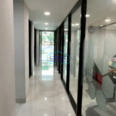 Dijual Ruko Luas Bangunan  686 m² Lokasi Bebas Banjir di Bekasi