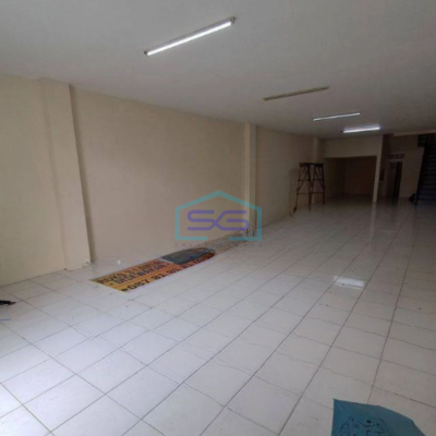 Disewakan Ruko 3 Lantai Luas Tanah 294 m² di Klender Jakarta Timur Dekat Stasiun