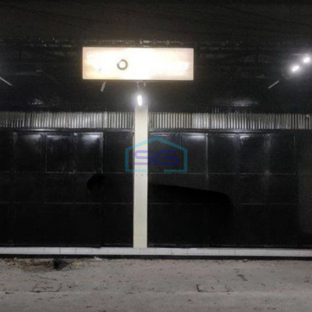 Disewakan Ruko 2 Lantai Luas Tanah  200 m² di Duta Harapan Bekasi-1