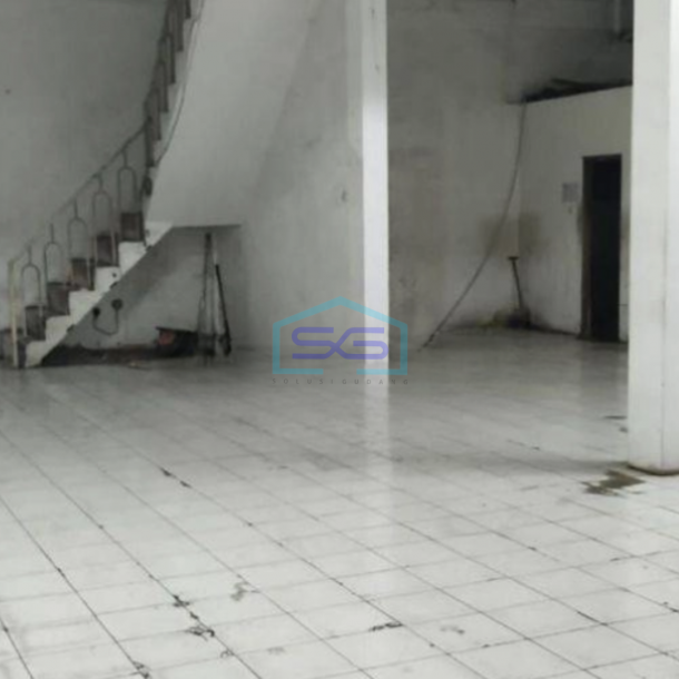 Disewakan Ruko Lokasi Strategis di Duren Sawit Jakarta Timur Luas Tanah  140 m²-1
