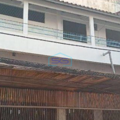 Disewakan Gudang ex Lapangan Futsal Lokasi Strategis Luas Bangunan 924 m² di Cipinang Jakarta Timur