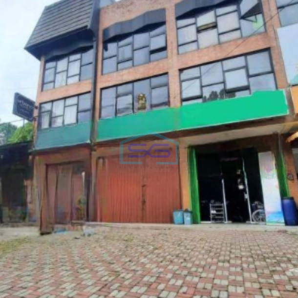 Disewakan Ruko Luas Bangunan 189 m² di Duren Sawit Jakarta Timur-2