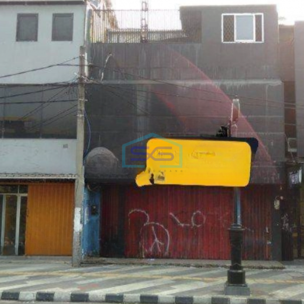 Dijual Ruko Bagus 2 Lantai di Margonda Depok Luas Bangunan 214 m²-2