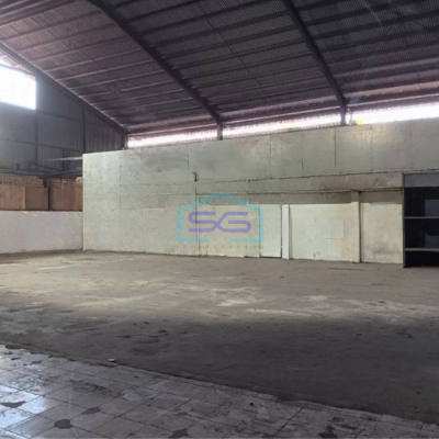 Disewakan Gudang Luas Tanah 600 m² di Cakung Jakarta Timur Lokasi Pinggir Jalan Raya Akses Container 40 Feet