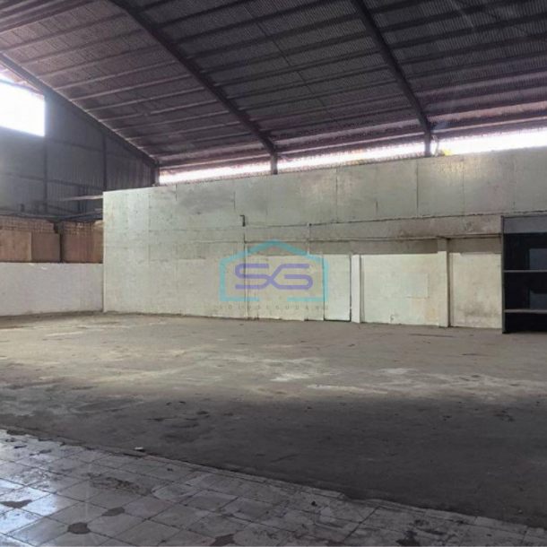 Disewakan Gudang Luas Tanah 600 m² di Cakung Jakarta Timur Lokasi Pinggir Jalan Raya Akses Container 40 Feet-1