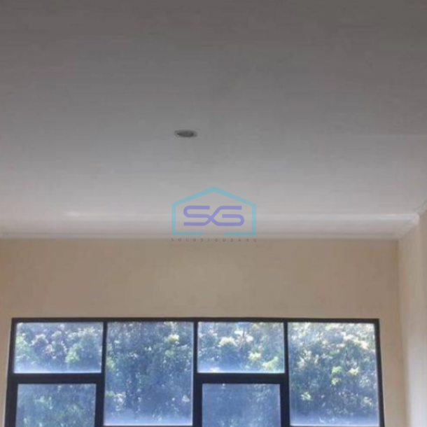 Disewakan Ruko 3 Lantai di Duren Sawit Luas Bangunan 189 m²-1