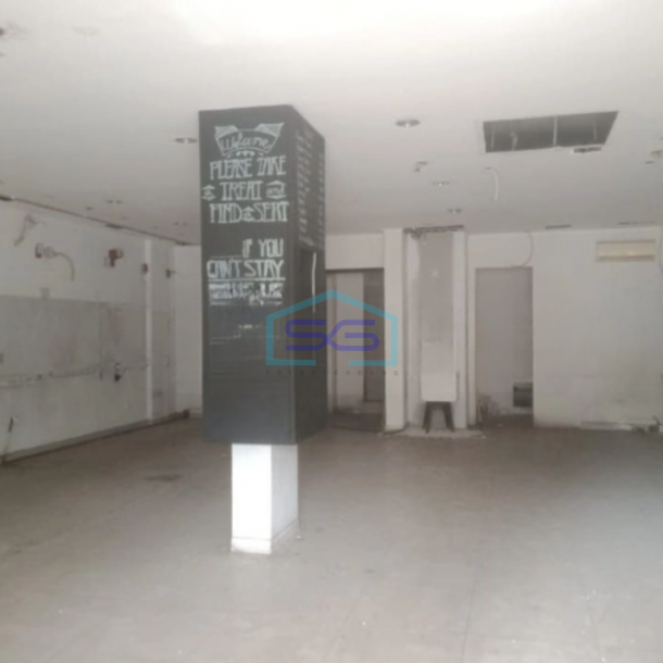 Disewakan Ruko 3 Lantai Luas Bangunan 423 m² di Tebet Jakarta Selatan-2
