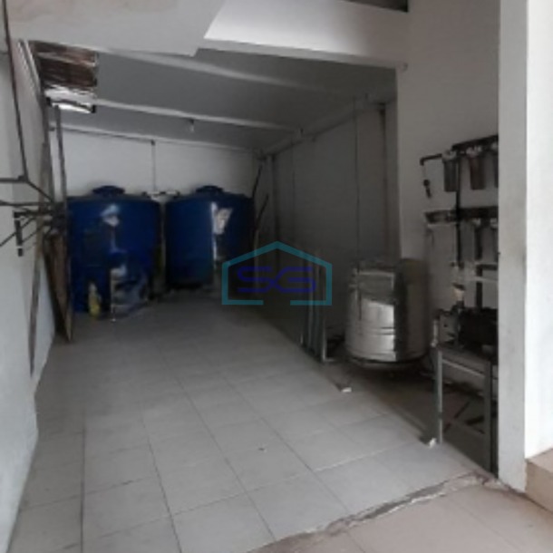 Dijual Ruko Luas Bangunan  210 m² Lokasi Bebas Banjir di Bekasi-2