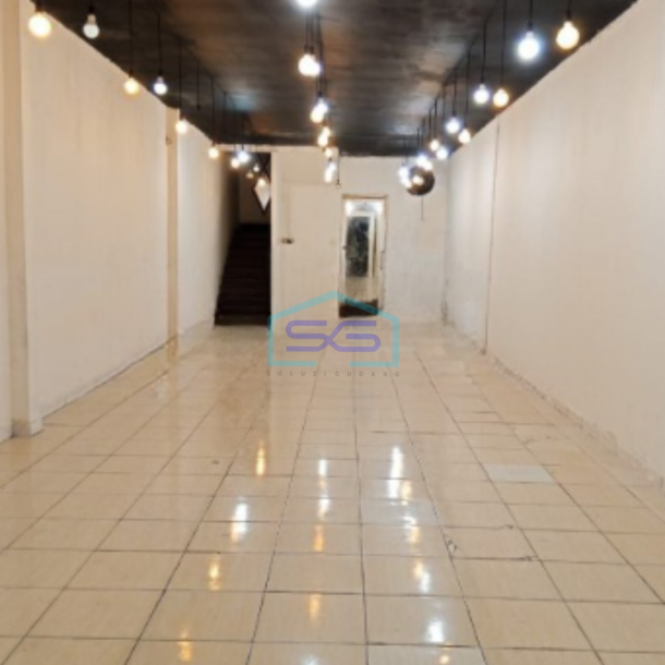 Disewakan Ruko Lokasi Bebas Banjir di Tebet Jakarta Selatan Luas Bangunan 243 m²-4