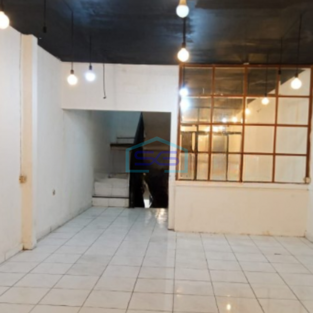 Disewakan Ruko Lokasi Bebas Banjir di Tebet Jakarta Selatan Luas Bangunan 243 m²-3